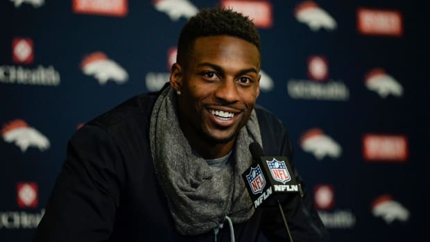 denver-broncos-emmanel-sanders-brock-osweiler.jpg